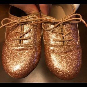 Gold glitter shoes